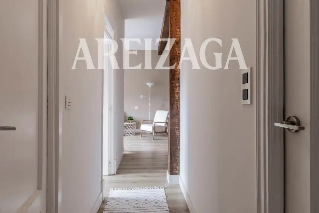 Ático en venta en Donostia - San Sebastián  con Calefacción y Amueblado