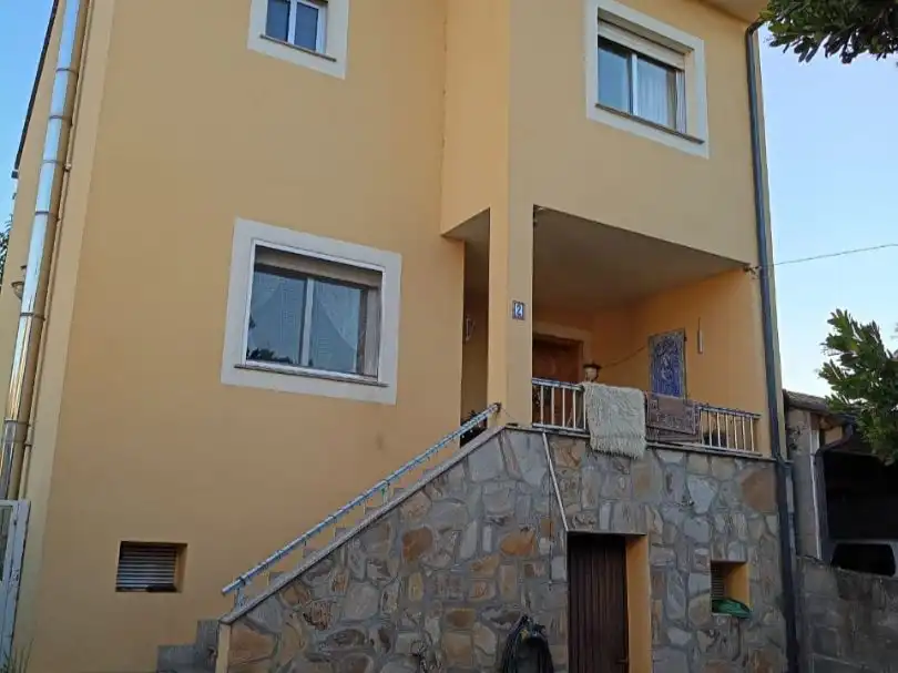 Haus oder Chalet zum Verkauf in Petín, Ourense