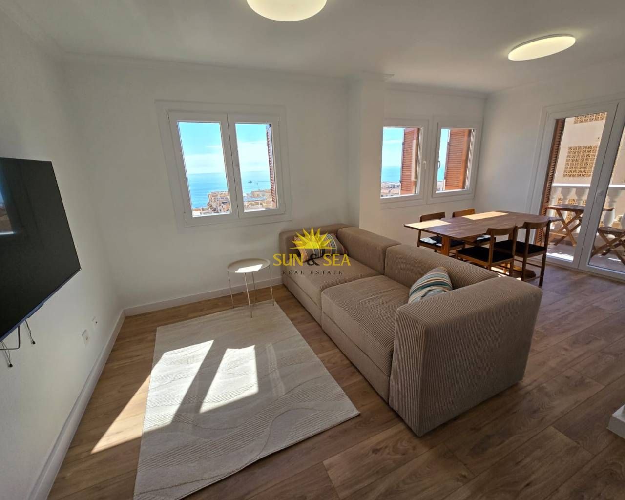 Living room of Apartment to rent in Torrevieja  with Air Conditioner, Heating and Furnished