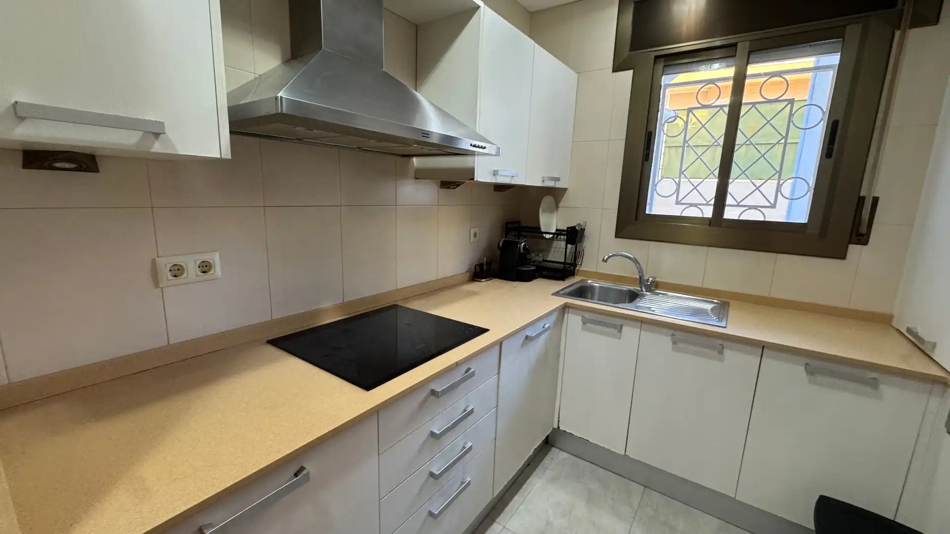 Cocina de Casa o chalet en venta en Torredembarra con Aire acondicionado, Calefacción y Jardín privado