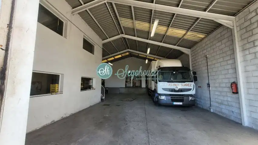 Parking of Industrial buildings for sale in Segovia
