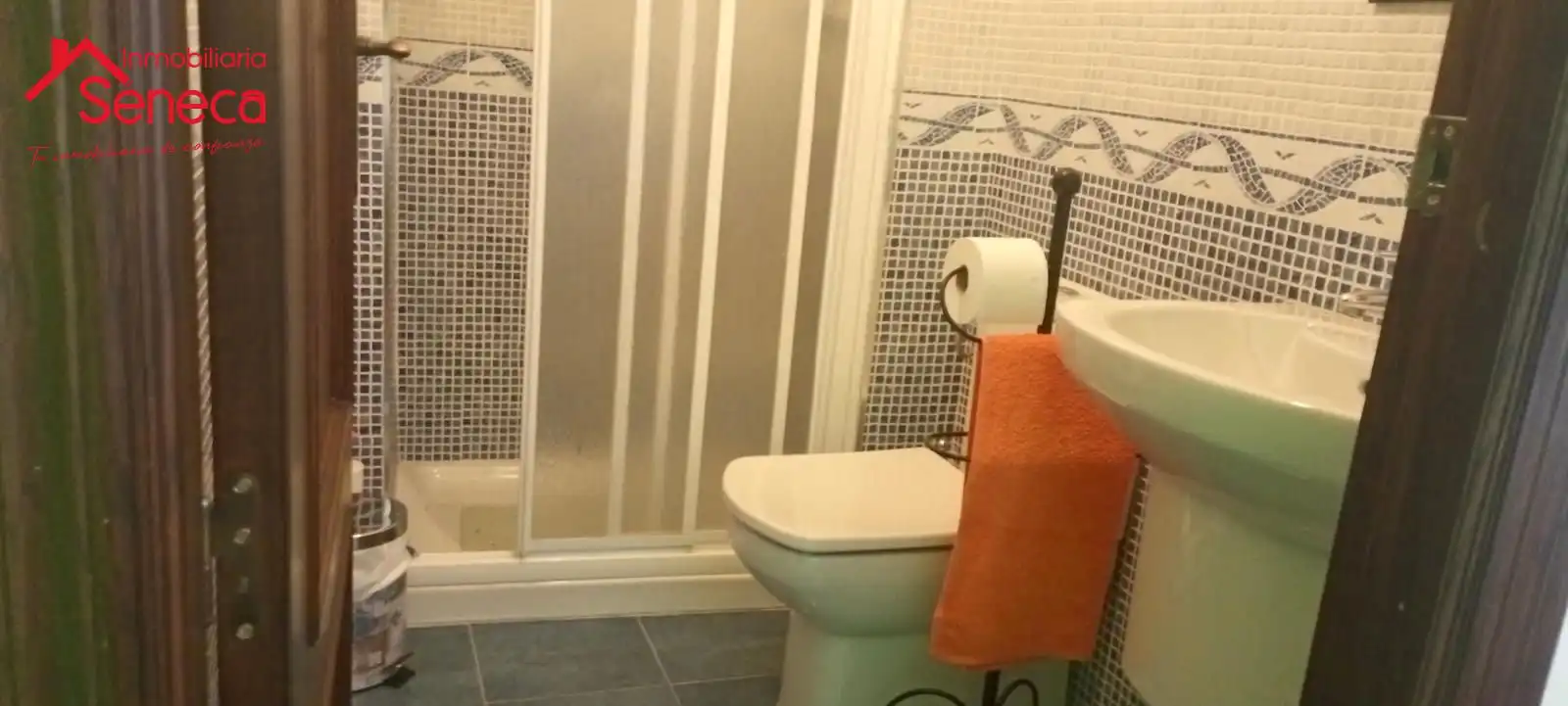 Badezimmer von Haus oder Chalet zum Verkauf in Córdoba mit Klimaanlage