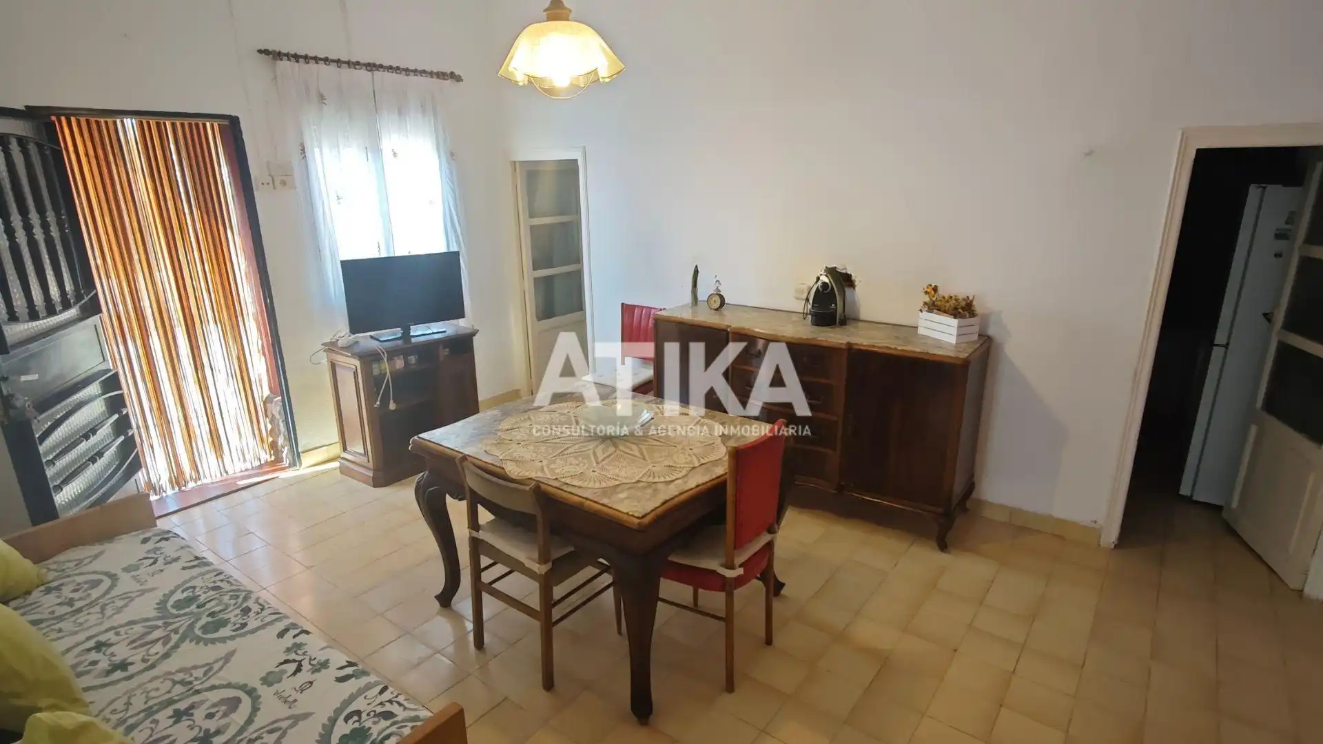 Sala de estar de Casa o chalet en venta en Ontinyent con Aire acondicionado, Jardín privado y Trastero