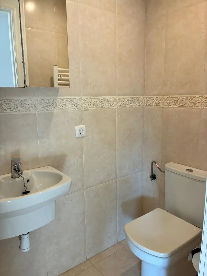 Baño de Apartamento de alquiler en Jávea / Xàbia con Aire acondicionado, Calefacción y Jardín privado