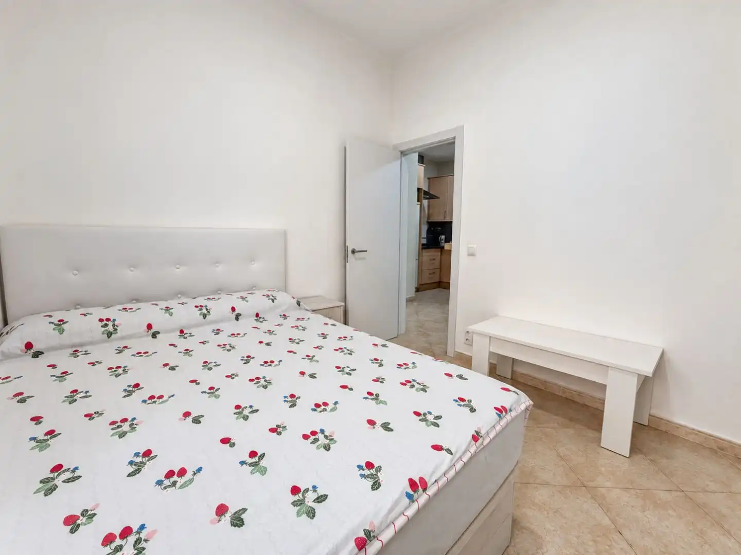 Bedroom of Flat for sale in Riera