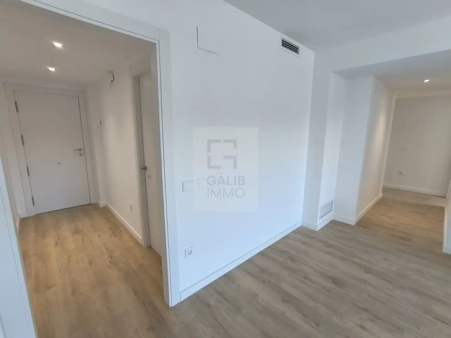 Bedroom of Flat for sale in Figueres  with Air Conditioner, Storage room and Swimming Pool