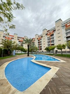 Exterior view of Duplex to rent in Paterna  with Heating, Terrace and Swimming Pool