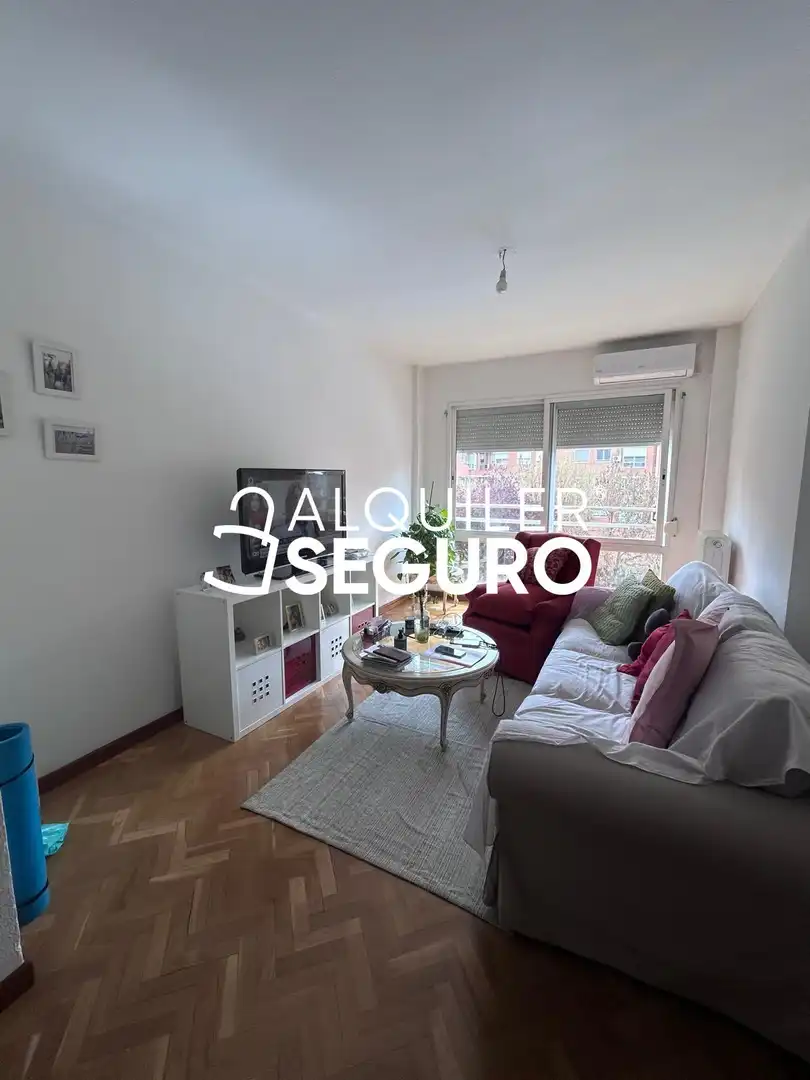 Piso de alquiler en Fernando Magallanes, Saucar - Zarzuela