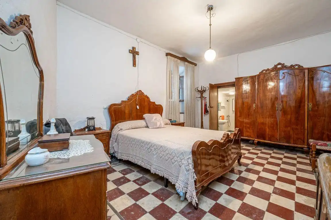 Dormitori de Casa o xalet en venda en Cacín