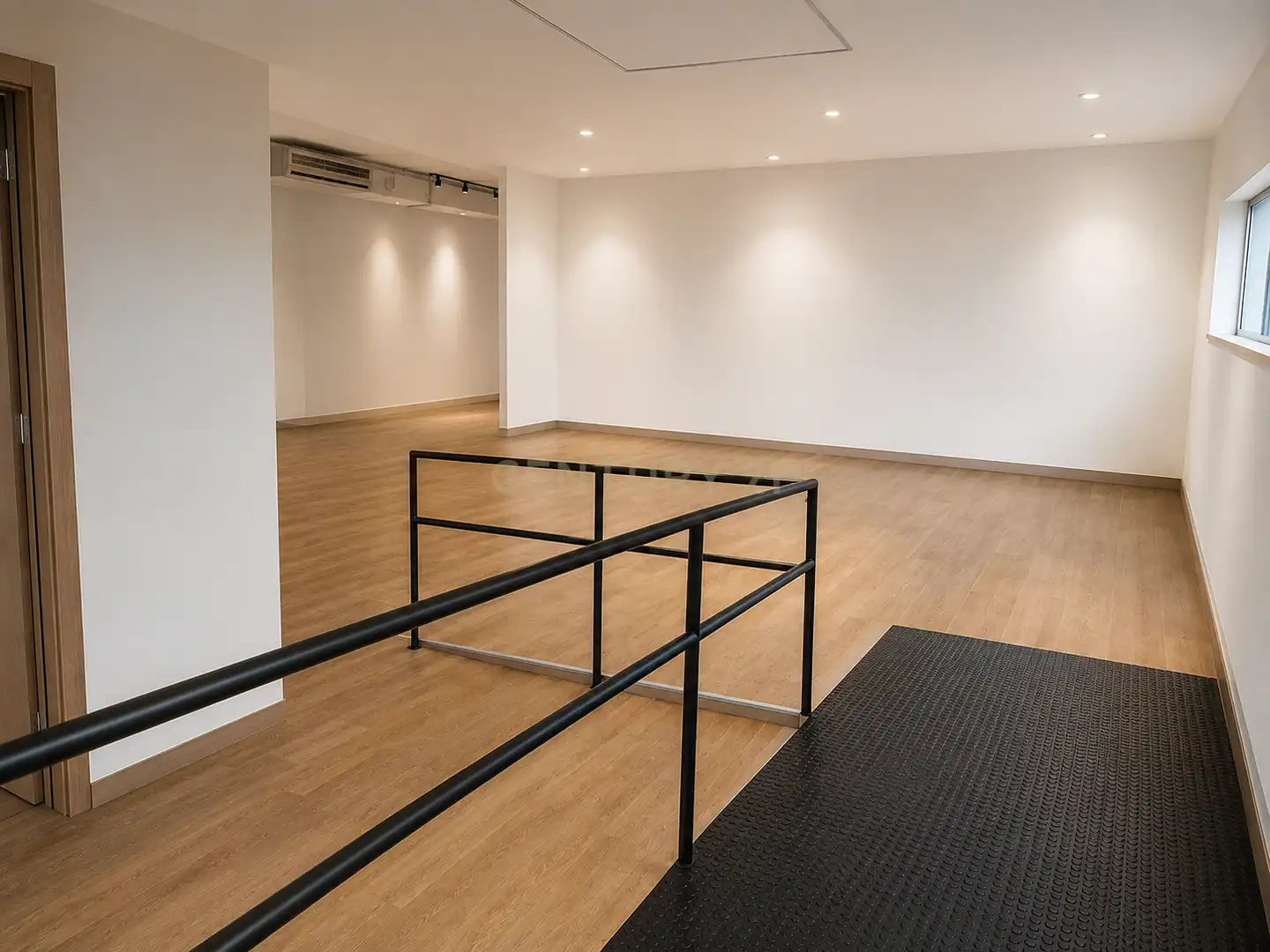 Business premises for sale in Calle de San Joaquín, 18, Majadahonda, Spain 18