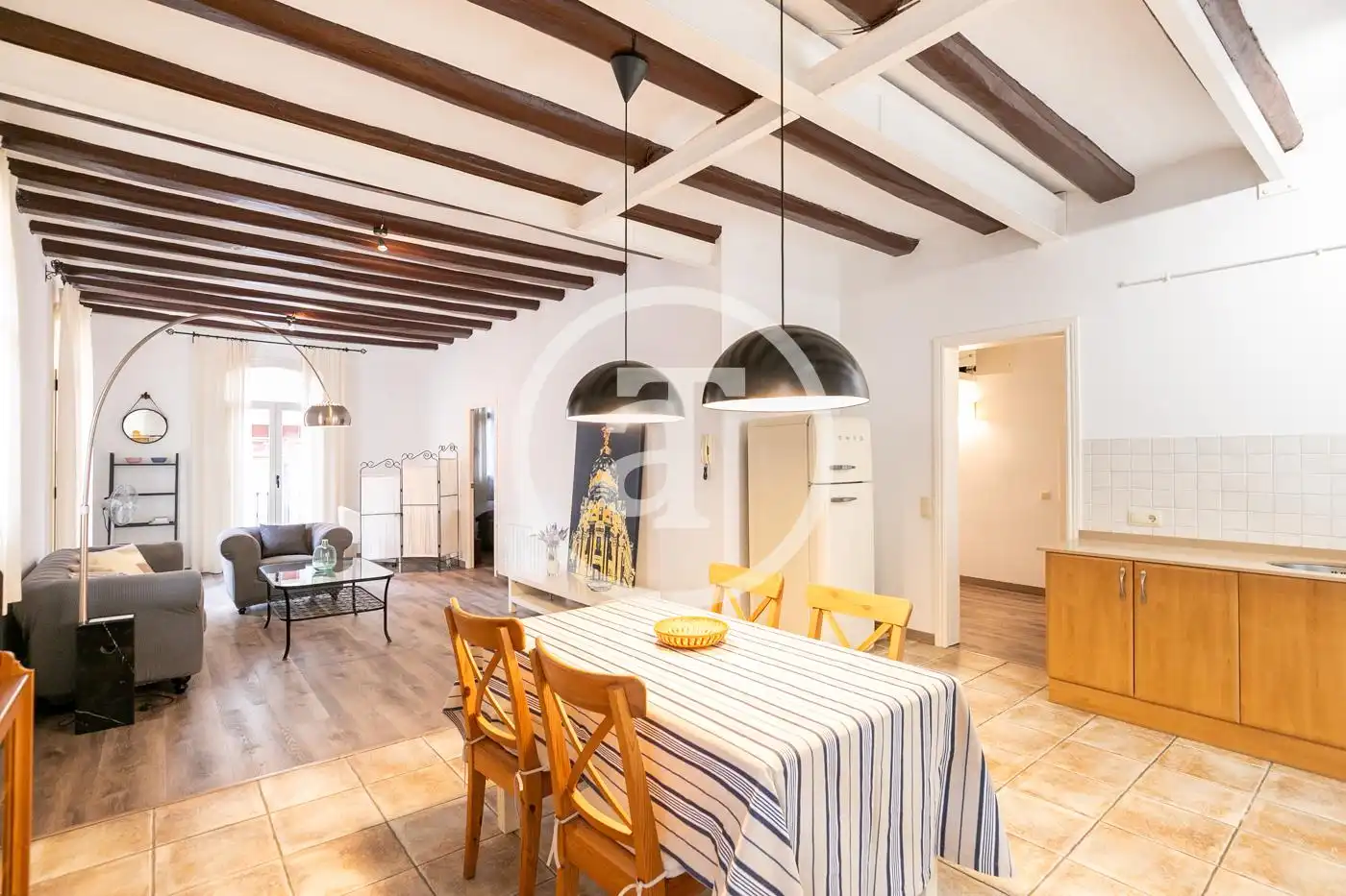 Dining room of Flat for rent in  Barcelona Capital  with Air Conditioner, Heating and Furnished