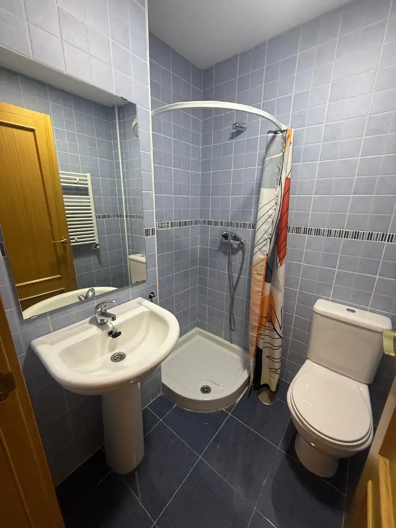 Bany de Pis en venda en Ciudad Real amb Calefacció, Parquet i Traster