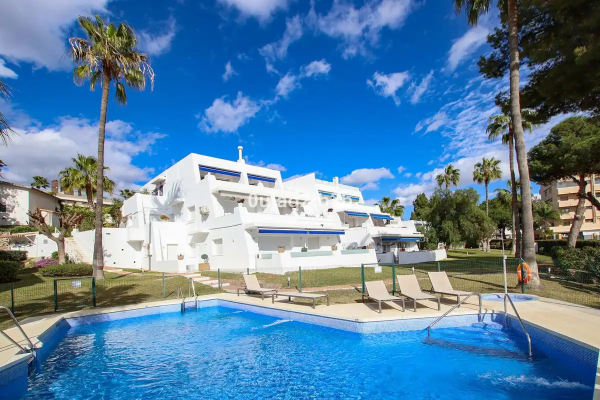 Home with pool for sale in Nueva Andalucía, imagen 15