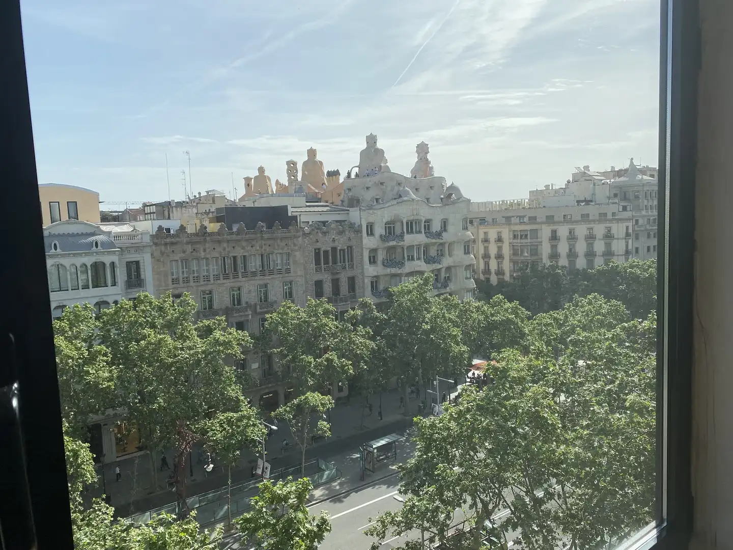 Oficina de lloguer a de Gràcia, Dreta de l'Eixample