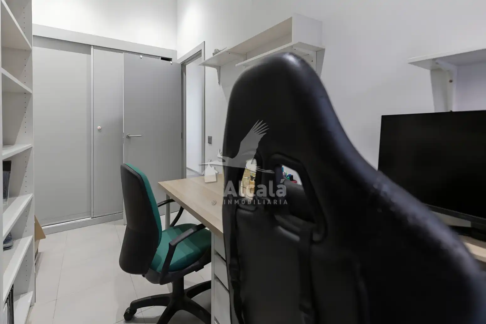 Flat for sale in Loeches  with Air Conditioner, Heating and Private garden