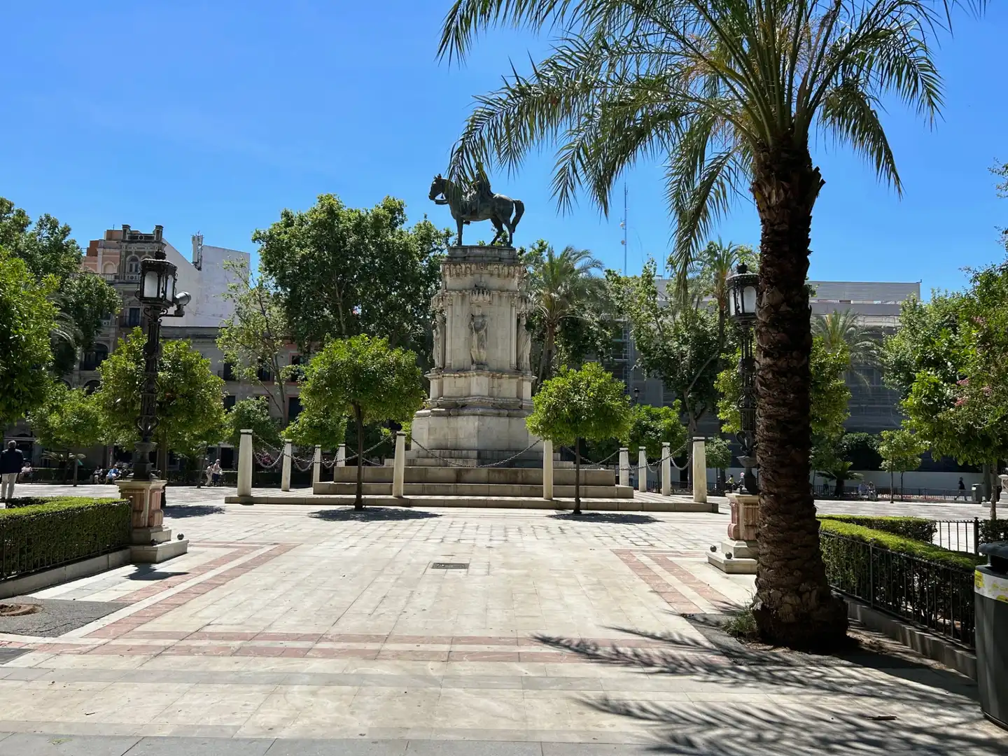 Exterior view of Garage for sale in Sevilla  with Alarm