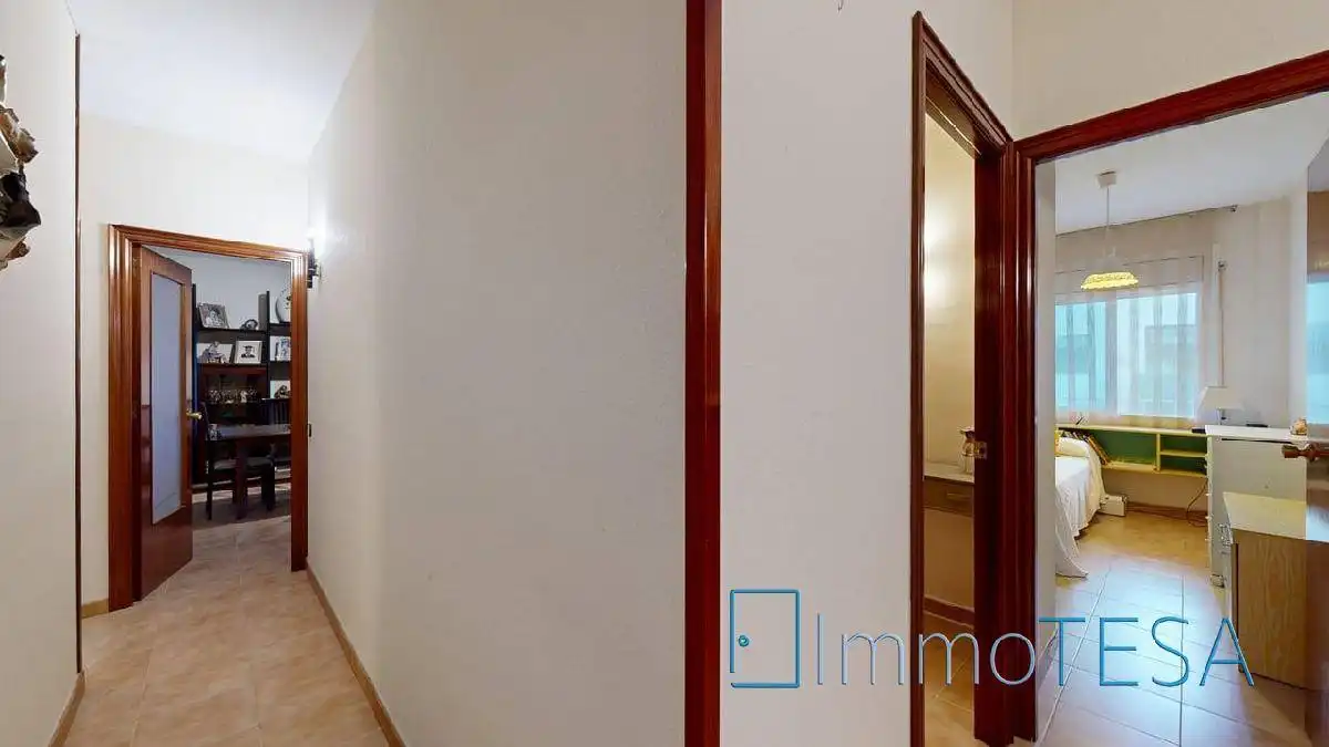 Piso en venta en Barberà del Vallès con Calefacción, Trastero y Balcón