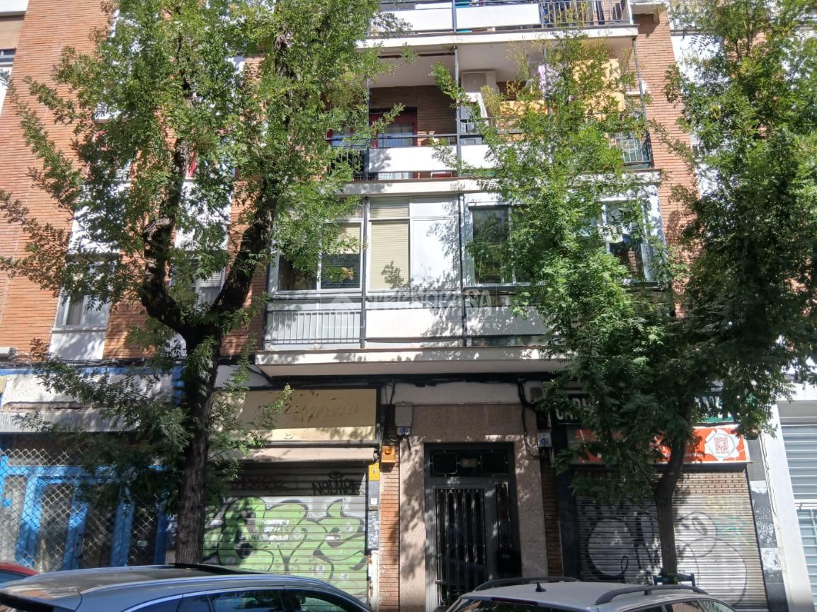 Premises to rent in Vista Alegre, Carabanchel