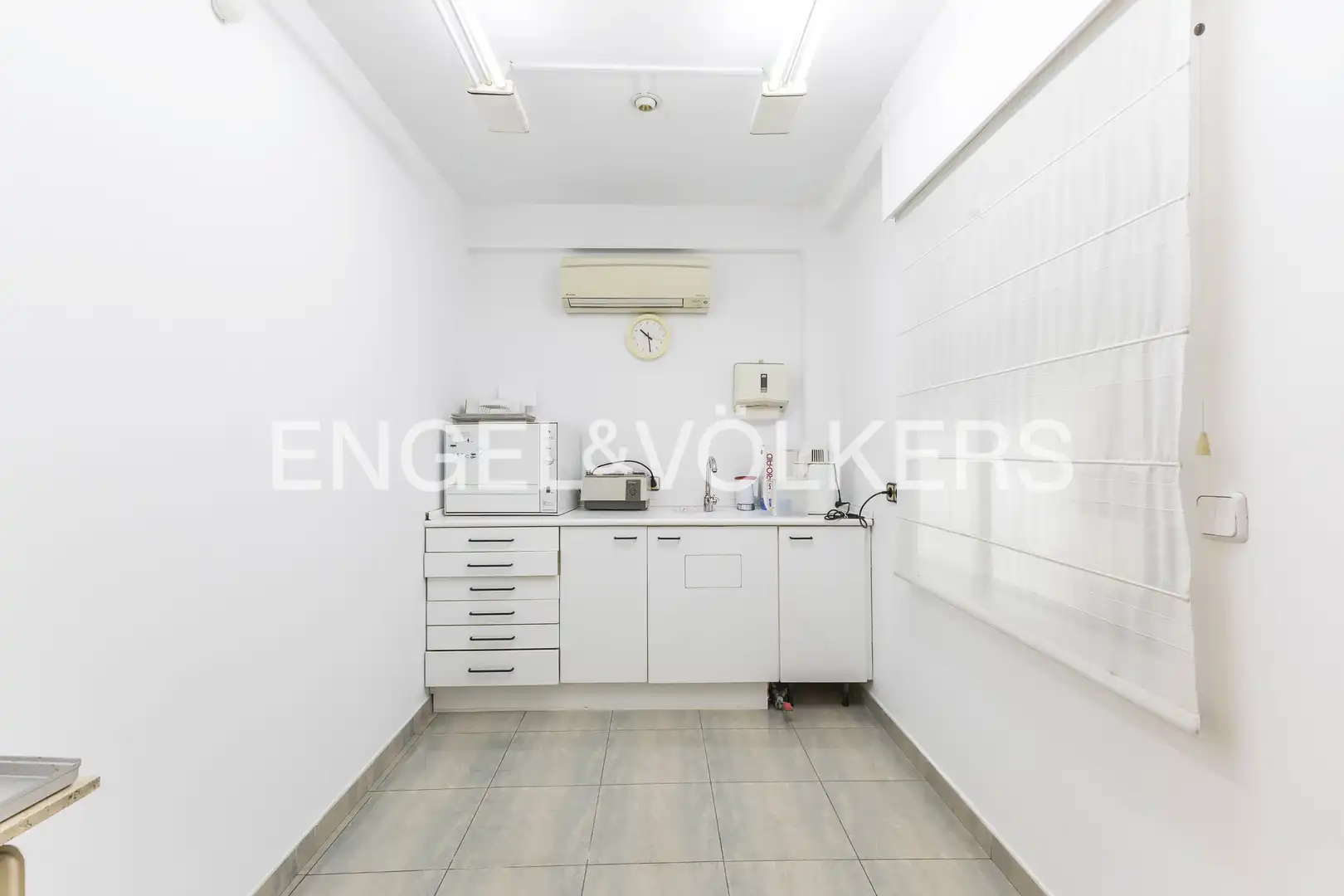 Wohnung zum Verkauf in Madrid mit Klimaanlage, Heizung und Abstellraum