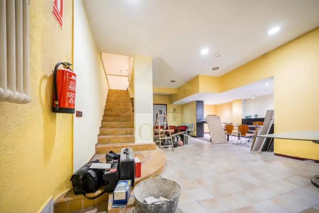 Business premises for sale in Carrer de Navarra, imagen 9