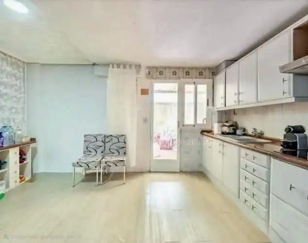 Cuina de Pis en venda en Riba-roja de Túria amb Aire condicionat, Terrassa i Moblat