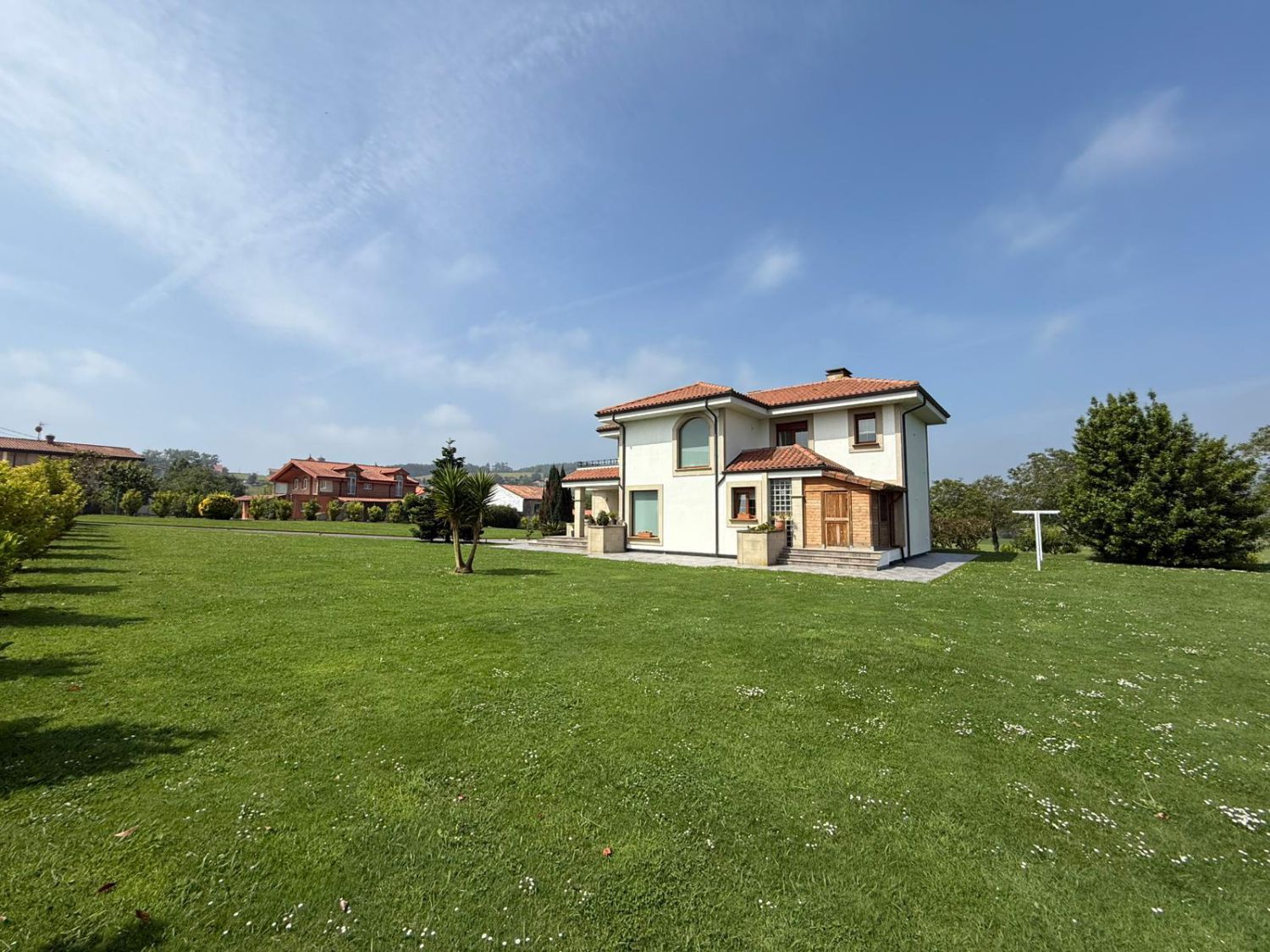 Vista exterior de Casa o xalet en venda en Meruelo amb Calefacció, Terrassa i Traster