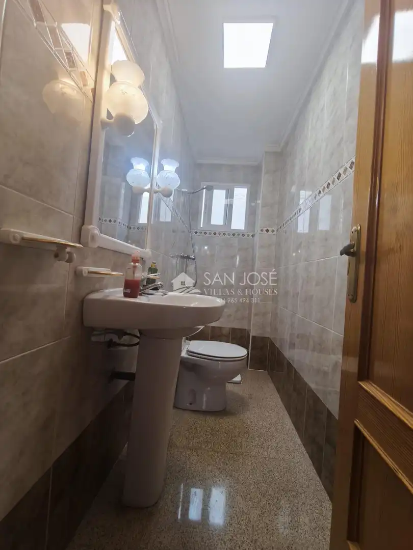 Baño de Casa o chalet en venta en Aspe con Terraza, Trastero y Amueblado