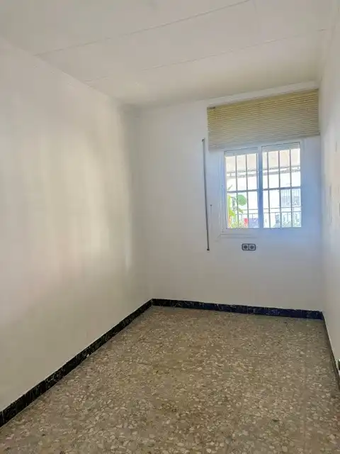 Dormitori de Casa o xalet en venda en Montcada i Reixac amb Calefacció, Terrassa i Forn