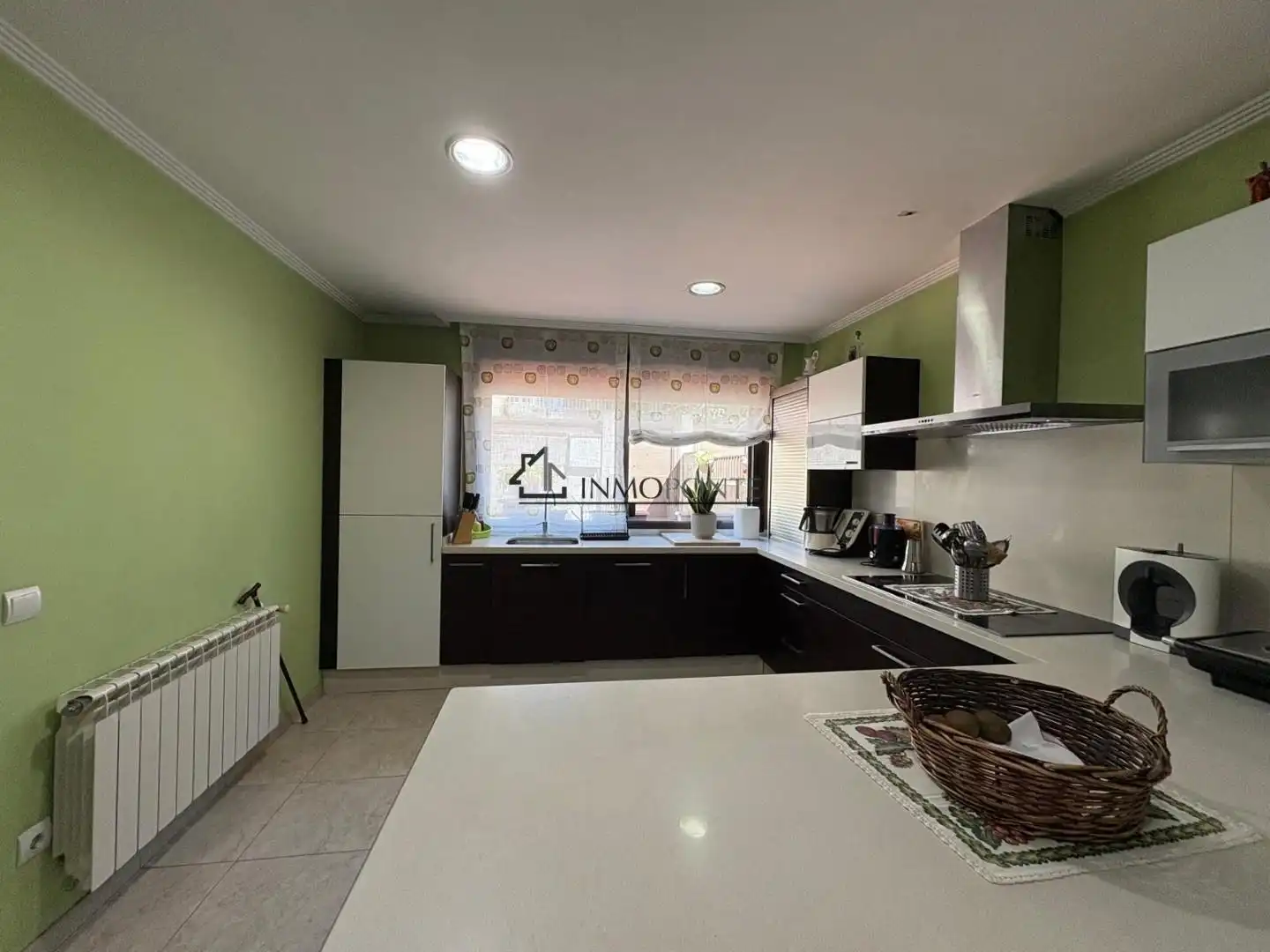 Cocina de Casa adosada en venta en Soutomaior con Calefacción, Jardín privado y Terraza