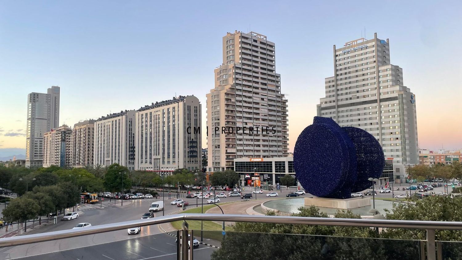 Exterior view of Flat to rent in  Valencia Capital  with Air Conditioner, Heating and Parquet flooring