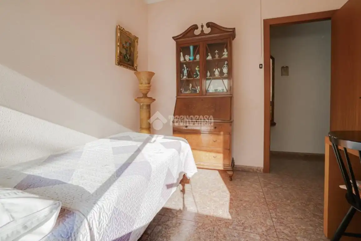 Habitación de Piso en venta en Barcelona con Balcón