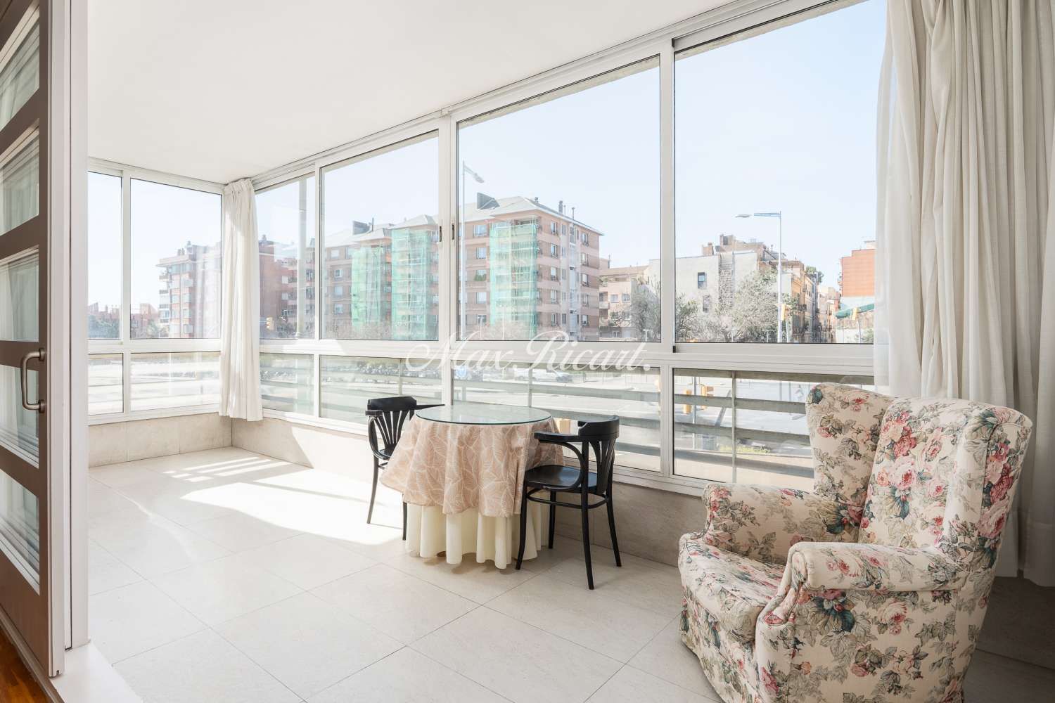 Habitación de Piso en venta en  Barcelona Capital con Aire acondicionado, Calefacción y Terraza