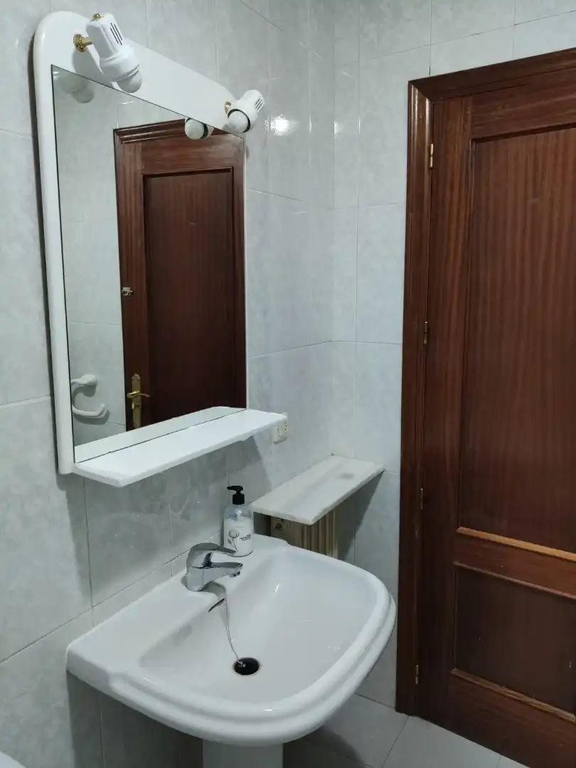 Bathroom of Flat for rent in Ciudad Real  with Heating, Terrace and Furnished