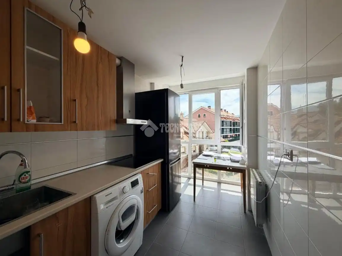 Cocina de Piso en venta en Arredondo con Calefacción y Piscina comunitaria