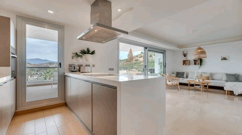 Foto 2 de Planta baja en venta en Los Arqueros - Puerto del Almendro, Benahavís