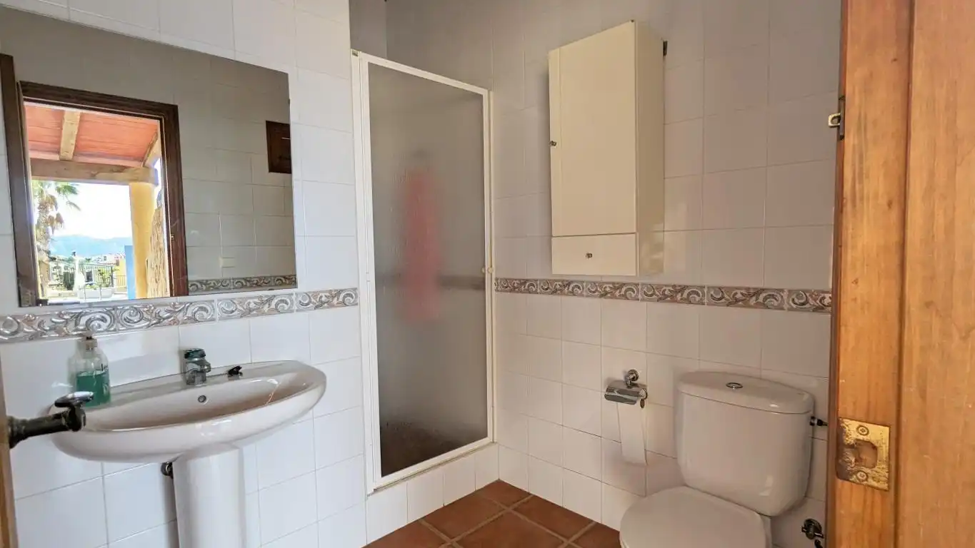 Bany de Casa o xalet en venda en Orihuela amb Aire condicionat, Calefacció i Terrassa