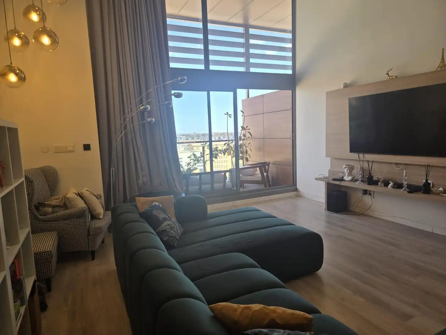 Wohnzimmer von Dachboden zum Verkauf in Valencia mit Klimaanlage, Terrasse und Möbliert