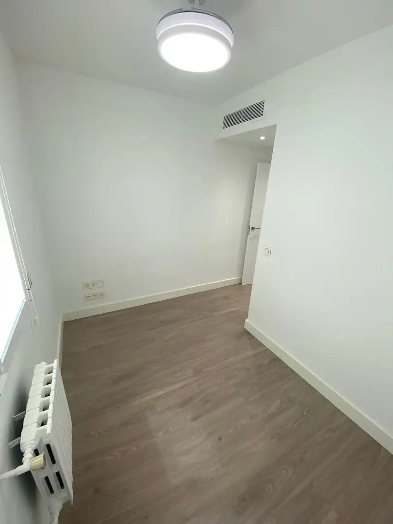 Study for rent in Zaragoza  with Furnished