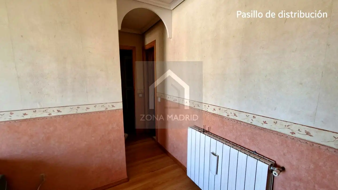 Flat for sale in Madrid  with Air Conditioner and Terrace