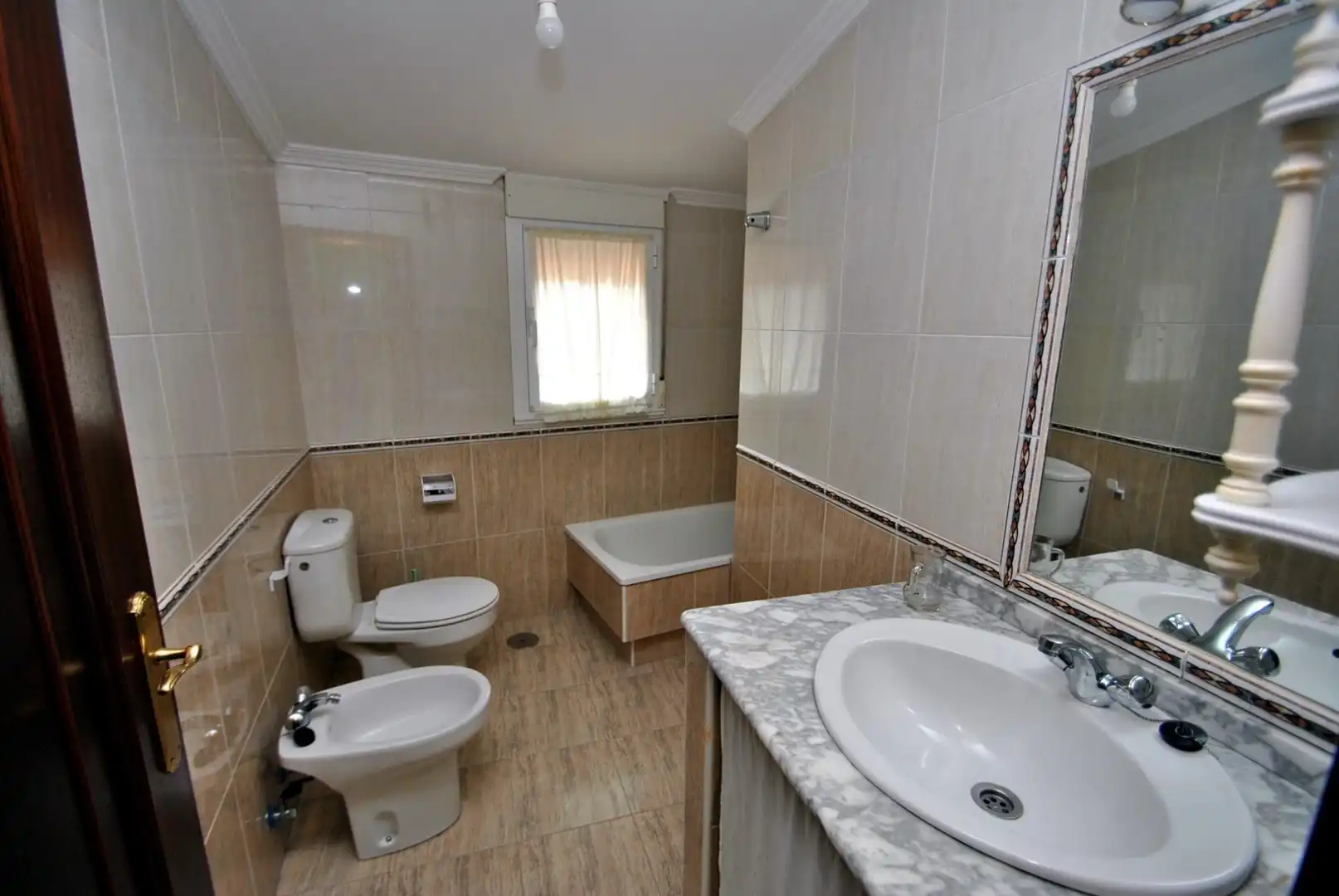 Bathroom of Houses for sale in Catoira  with Heating and Furnished