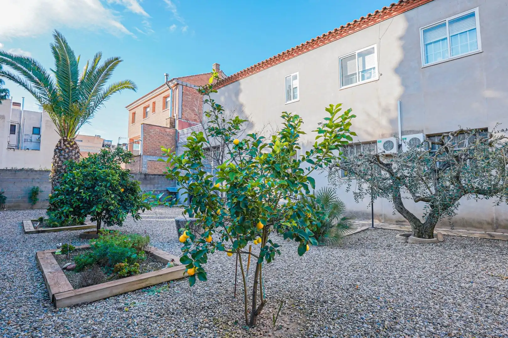Garden of Detached homes for sale in Vilallonga del Camp  with Air Conditioner, Heating and Private garden
