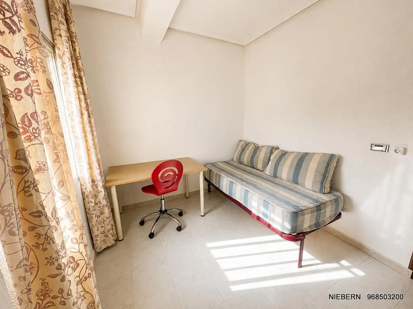 Habitación de Piso de alquiler en Cartagena con Aire acondicionado, Amueblado y Horno