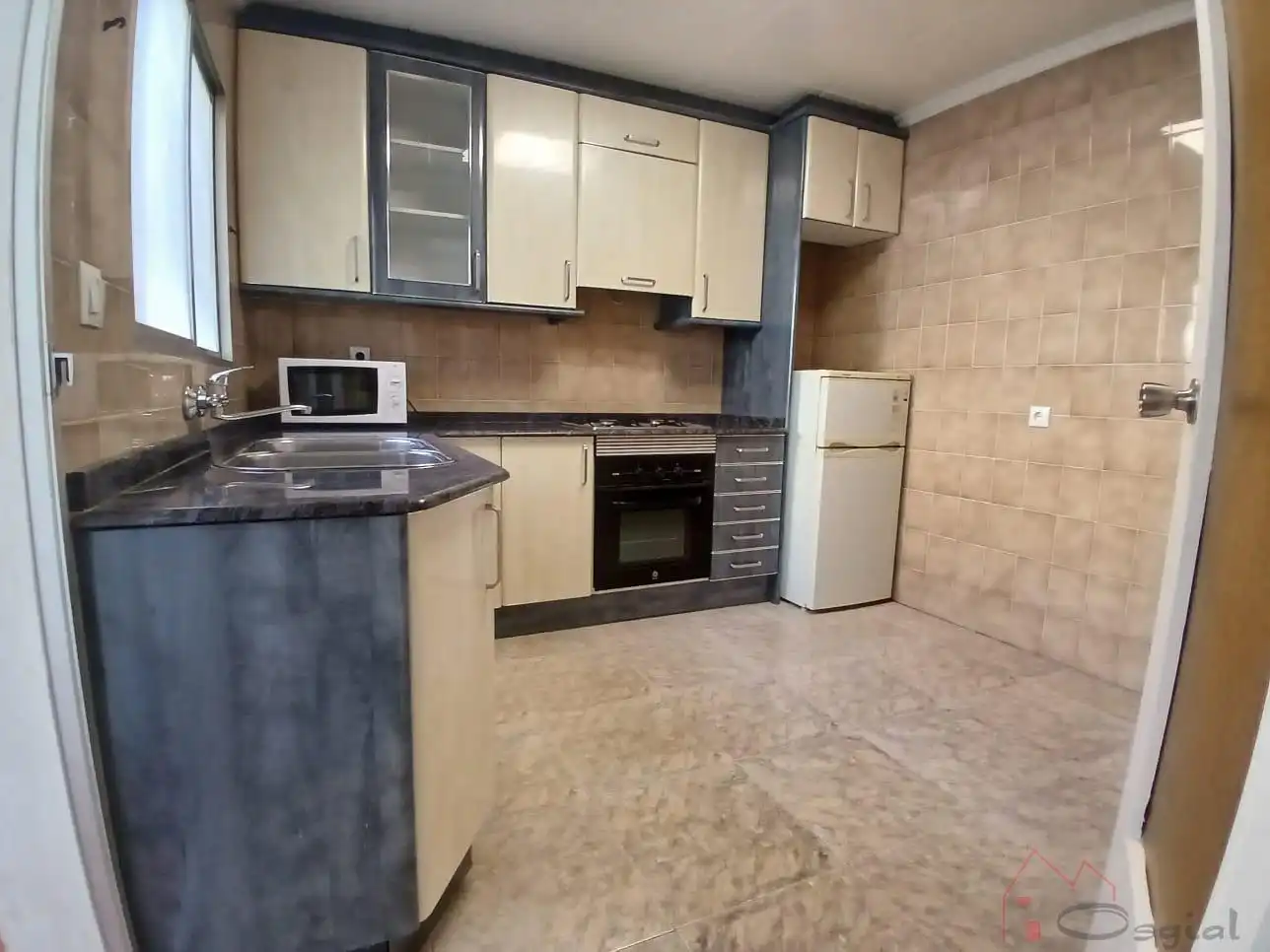 Kitchen of Flat for sale in Benifaió  with Air Conditioner, Heating and Storage room