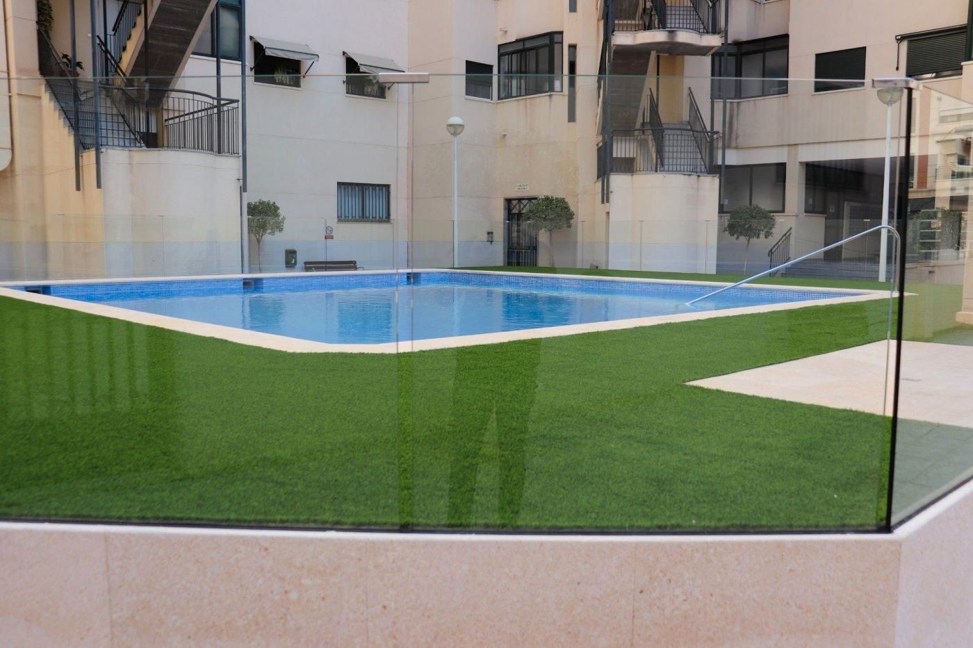 Piscina de Piso de alquiler en Elche / Elx con Aire acondicionado, Terraza y Amueblado