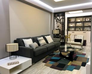 Sala d'estar de Planta baixa en venda en Ugao- Miraballes amb Calefacció, Parquet i Traster