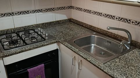 Foto 5 de Piso en venta en Plaça Badalona, Progrés - Pep Ventura, Badalona