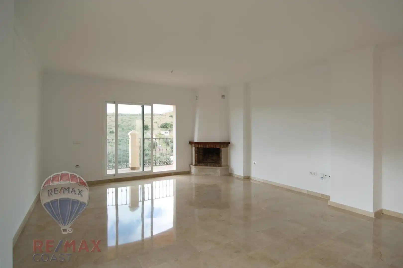 Living room of Detached homes for sale in Mijas  with Air Conditioner, Heating and Private garden