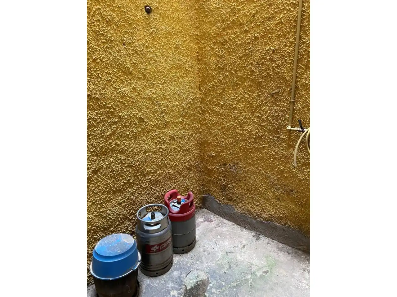 Vista exterior de Local en traspaso en Sant Joan d'Alacant con Aire acondicionado