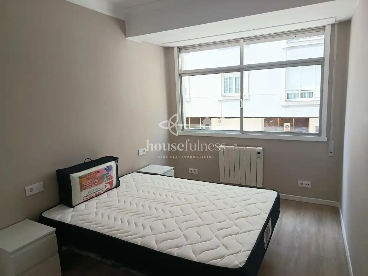 Habitación de Piso de alquiler en Ferrol con Calefacción, Terraza y Amueblado