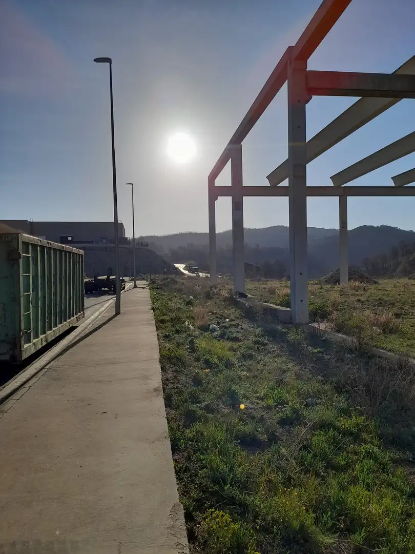 Außenansicht von Fabrikhallen zum Verkauf in El Pont de Vilomara i Rocafort